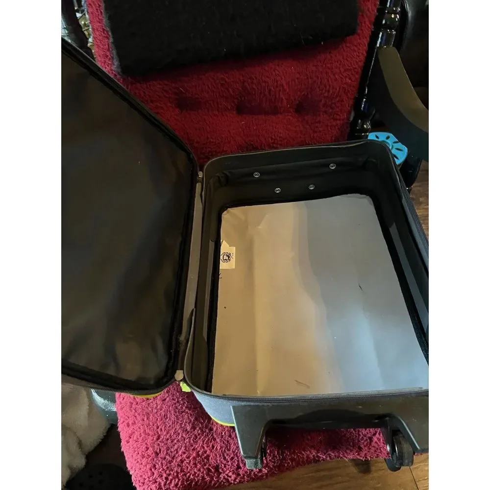 Vintage Y2K Phat Farm Rolling‎ Carry-on Youth Bag Shows Some Wear